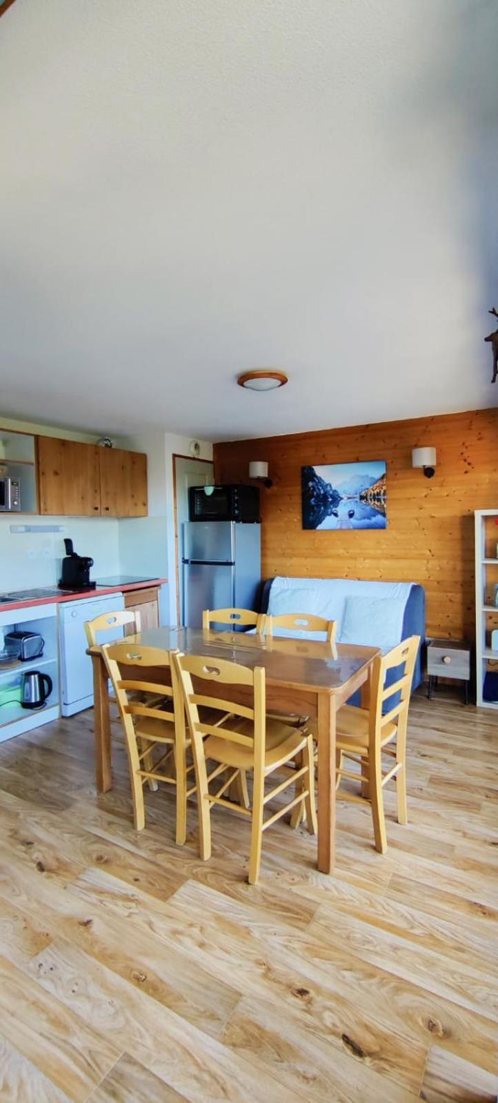 Appartement 3 Etoiles Au Pied Des Pistes Avec Balcon Ete 샴루스 외부 사진